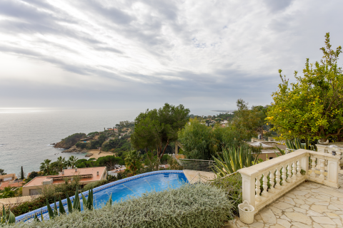 5 dormitorios House en Blanes, Spain No. 27225 12