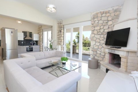 3 bedrooms Villa in Chalkidiki, Greece No. 51821 4