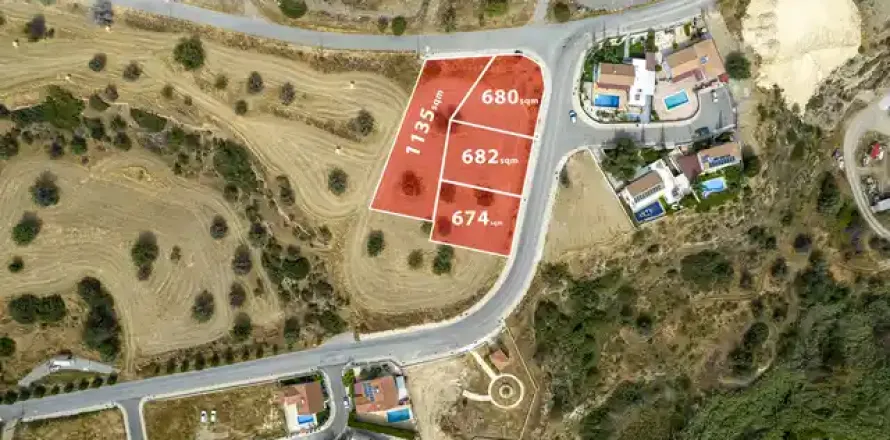 3171m² Land in Monagroulli, Cyprus No. 36078