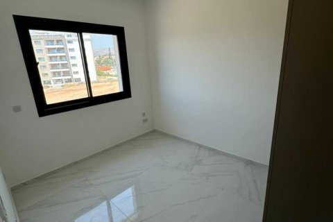 3 dormitorios Apartment en Germasogeia, Cyprus No. 64152 9