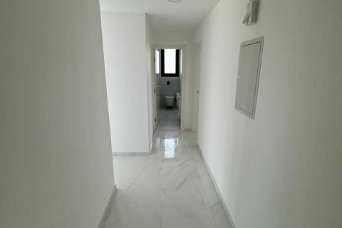 3 dormitorios Apartment en Germasogeia, Cyprus No. 64152 12