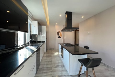 3+1 Apartment en Oba, Turkey No. 12423 14