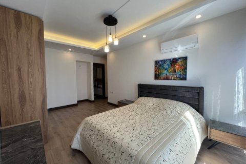 3+1 Apartment en Oba, Turkey No. 12423 11