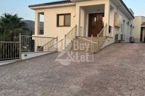 4 bedrooms Villa in Foinikaria, Cyprus No. 65418 11