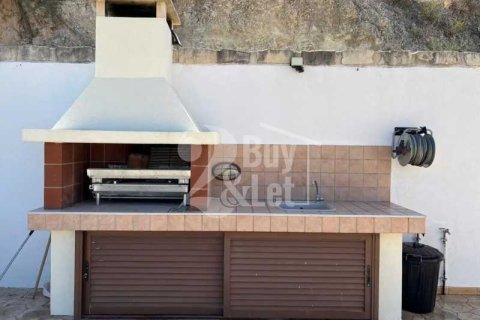 4 bedrooms Villa in Foinikaria, Cyprus No. 65418 10