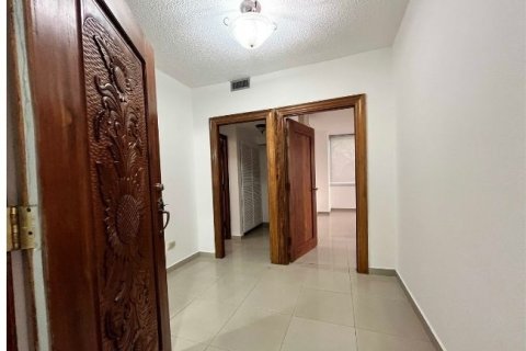 2 dormitorios Apartment en Panamá, Panama No. 70636 10