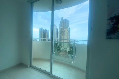 3 dormitorios Apartment en Panamá, Panama No. 70635 13