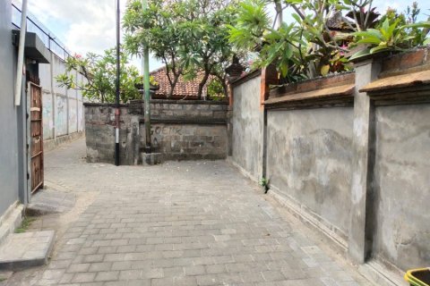 4 bedrooms House in Denpasar, Indonesia No. 23306 5