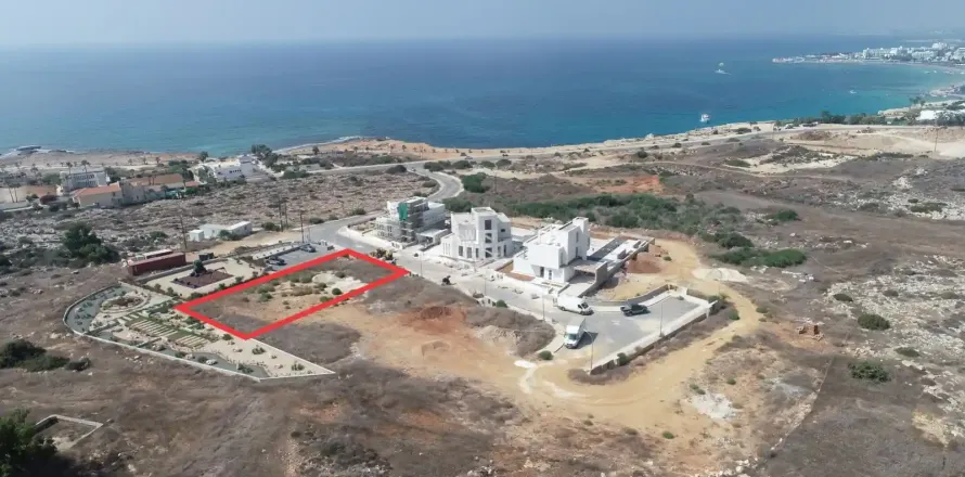 1035m² Land in Ayia Napa, Cyprus No. 35607