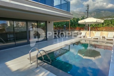 5 rooms Villa in Alanya, Turkey No. 12382 1