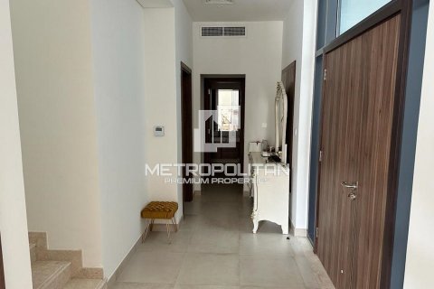 3 bedrooms Villa in Mina Al Arab, UAE No. 7734 5