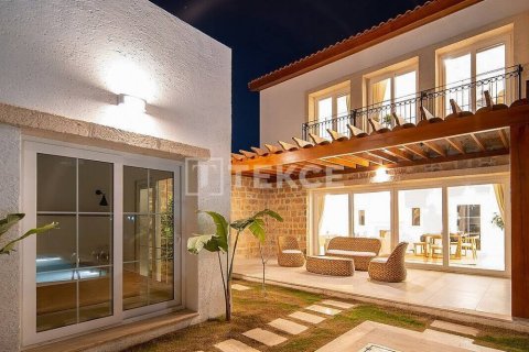 3+1 Villa en Milas, Turkey No. 11076 14