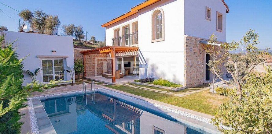 3+1 Villa en Milas, Turkey No. 11076