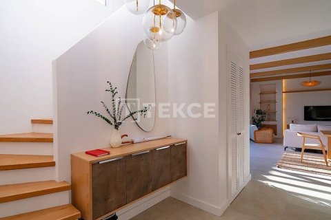 3+1 Villa à Milas, Turkey No. 11076 13