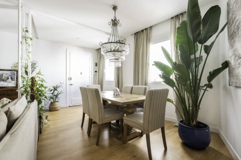 3 dormitorios Apartment en Madrid, Spain No. 26210 8