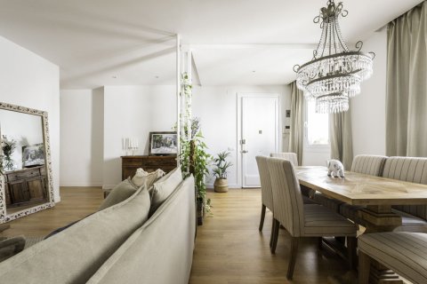 3 dormitorios Apartment en Madrid, Spain No. 26210 6