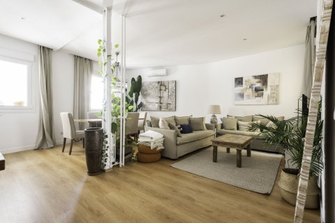 3 dormitorios Apartment en Madrid, Spain No. 26210 7