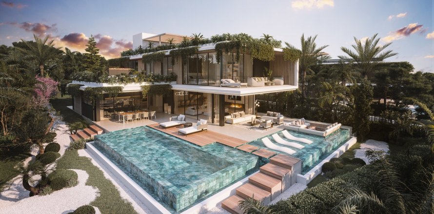 4 bedrooms Villa in Marbella, Spain No. 27050