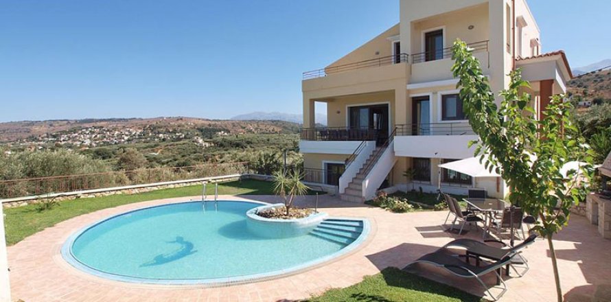 6 bedrooms Villa in Chania, Greece No. 27946