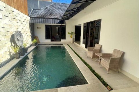 3 bedrooms Villa in Jimbaran, Indonesia No. 22736 1