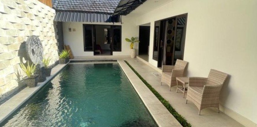 3 bedrooms Villa in Jimbaran, Indonesia No. 22736