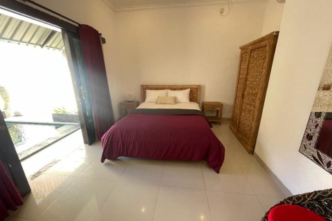 3 bedrooms Villa in Jimbaran, Indonesia No. 22736 4