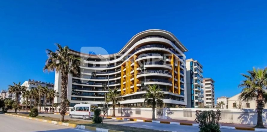 0+3 Apartment in Konyaalti, Turkey No. 13029