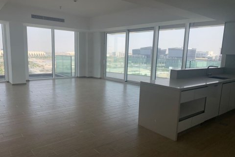 2 bedrooms Apartment on the Yas Island, UAE No. 6159 4