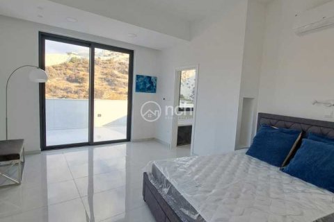 6 bedrooms Villa in Agios Tychonas, Cyprus No. 71894 8