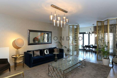 4+1 Apartment in Sariyer, Turkey No. 18003 8