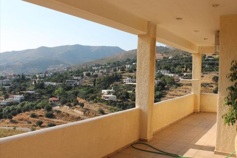 3 bedrooms House in Karystos, Greece No. 60160 2