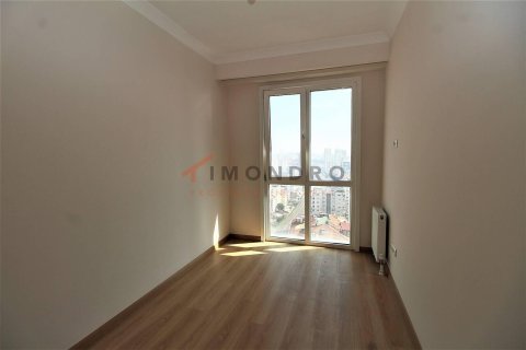 2+1 Apartment en Kartal, Turkey No. 17369 25