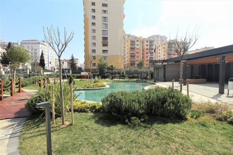 2+1 Apartment en Kartal, Turkey No. 17369 12