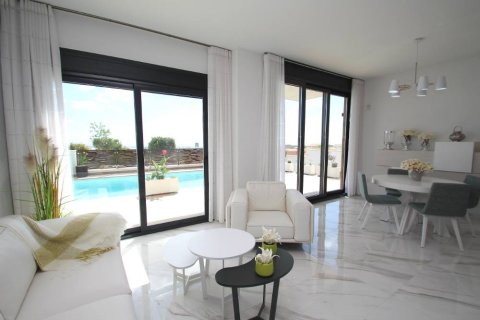 3 dormitorios Villa en Alicante, Spain No. 27749 6