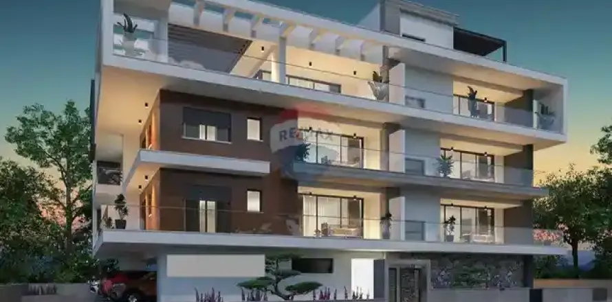 3 bedrooms Penthouse in Mesa Geitonia, Cyprus No. 41109