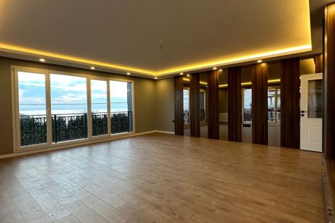 2+1 Apartment in Istanbul, Turkey No. 14759 2