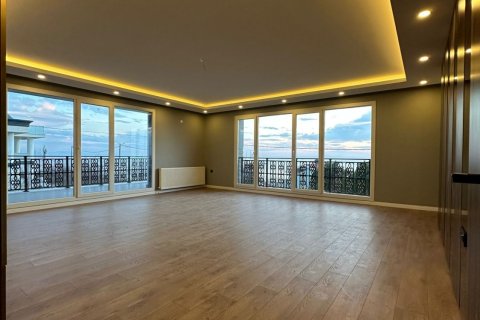 2+1 Apartment en Istanbul, Turkey No. 14759 4