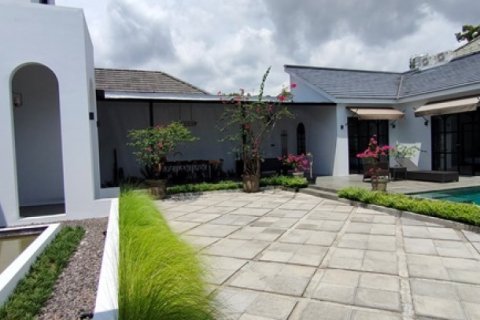 6 bedrooms Villa in Dalung, Indonesia No. 22981 12