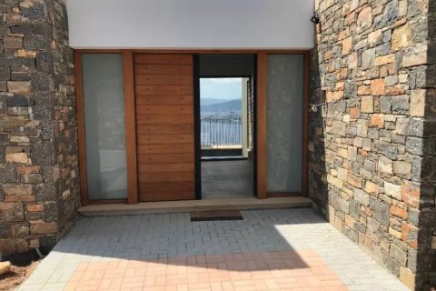 5 bedrooms Villa in Agios Nikolaos, Greece No. 57859 18