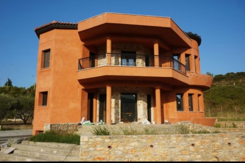 4 bedrooms Villa in Kavala, Greece No. 57875 2