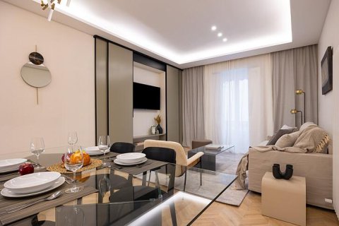 2 bedrooms Apartment in Madrid, Spain No. 26868 5