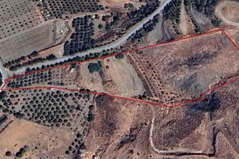 21843m² Land en Agia Varvara, Cyprus No. 75734 1