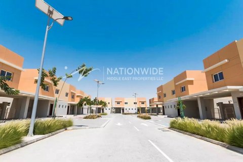 3 bedrooms Villa in Al Samha, UAE No. 4163 10