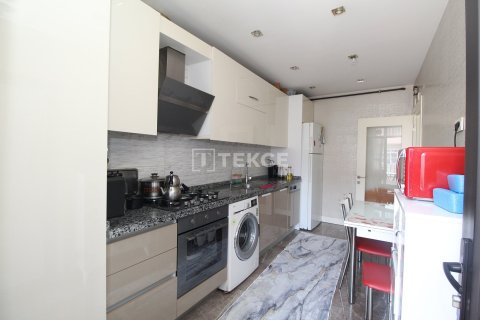 2+1 Appartement à Istanbul, Turkey No. 52790 8