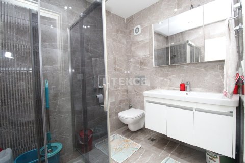 2+1 Appartement à Istanbul, Turkey No. 52790 18