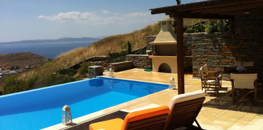 4 bedrooms Villa in Kea, Greece No. 56446