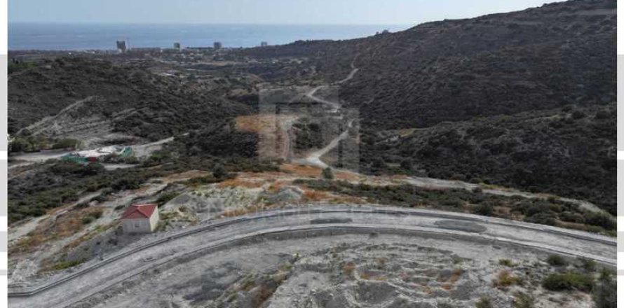 924m² Land à Agios Tychonas, Cyprus No. 36244