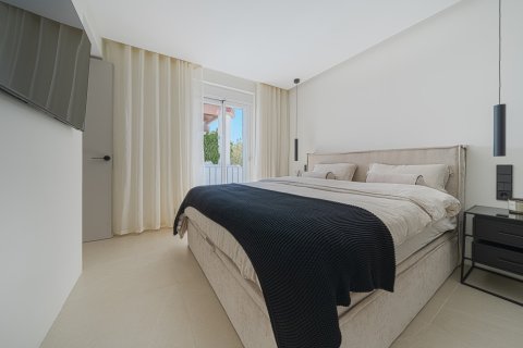 3 chambres Appartement à Benahavis, Spain No. 27137 20