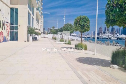 Квартира с 2 спальнями в EMAAR Beachfront, ОАЭ №6441 9