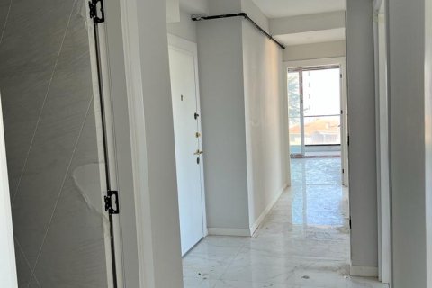 2+1 Apartment in Kartal, Turkey No. 13712 6